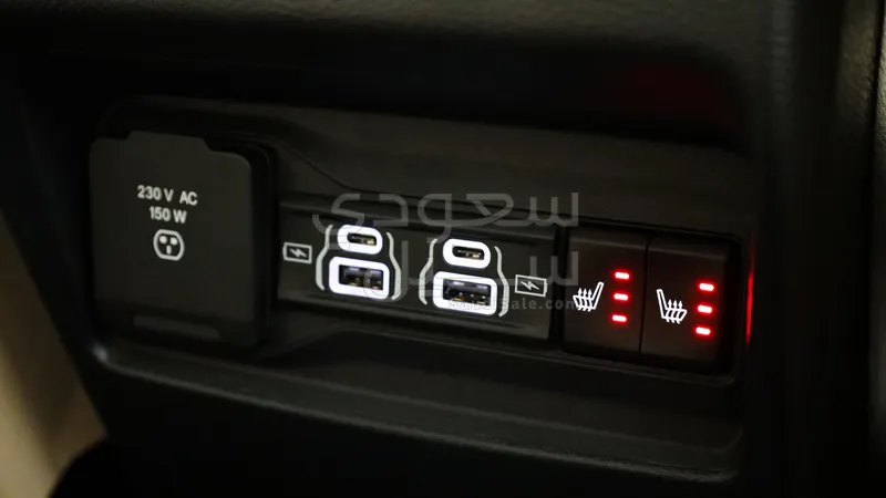 2025 جييب جراند شيروكي ليمتد بلس