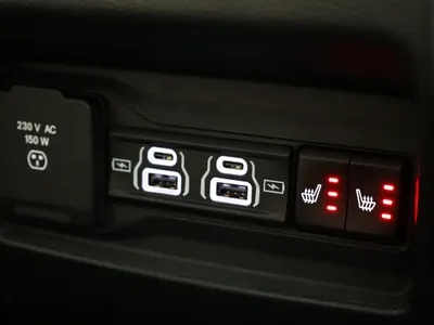 2025 جييب جراند شيروكي ليمتد بلس