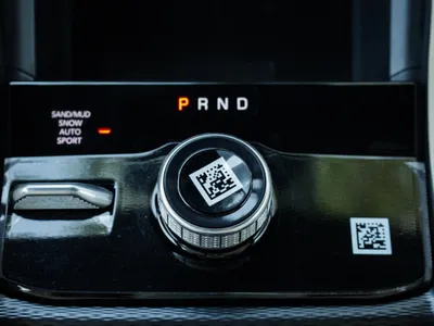 2025 جييب جراند شيروكي ليمتد بلس