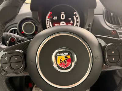 2024 فيات ابارث 695 توريزمو