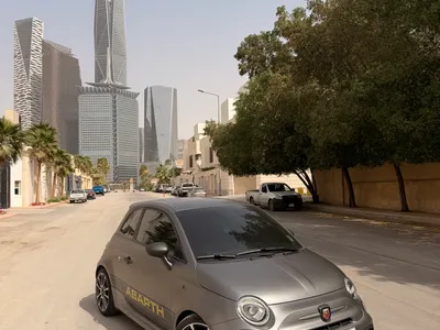 2024 فيات ابارث 695 توريزمو