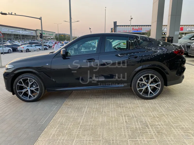 2026 بي ام دبليو الفئة اكس 6