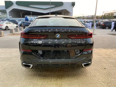 2026 بي ام دبليو الفئة اكس 6