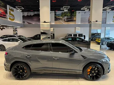 2022 Lamborghini URUS