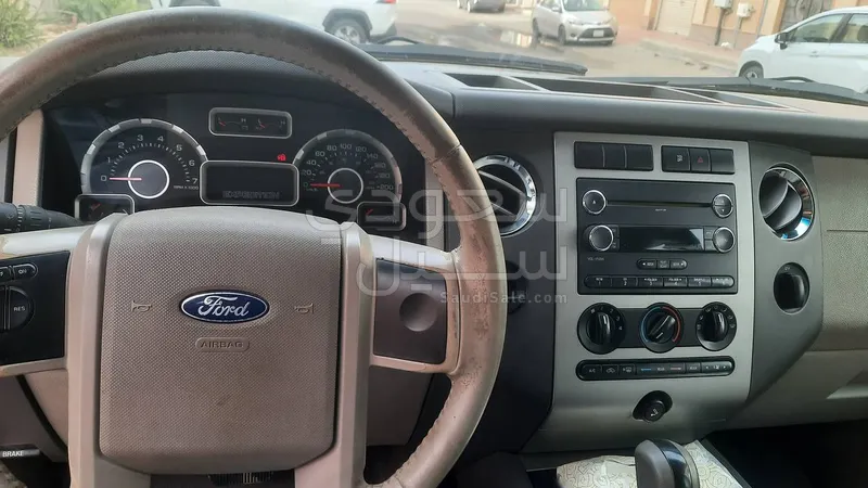 2012 فورد اكسبيديشن