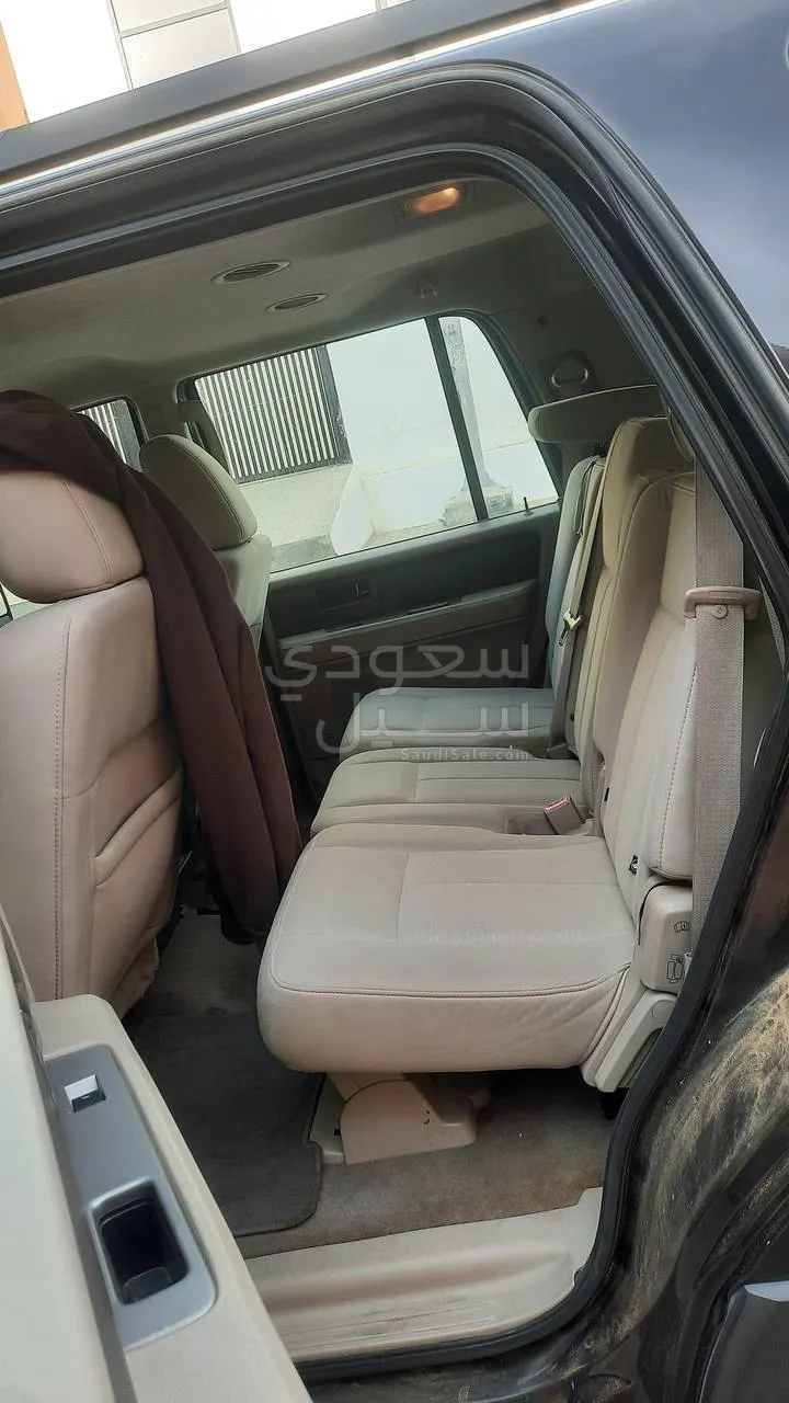 2012 فورد اكسبيديشن