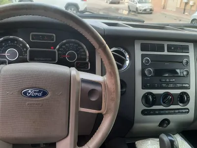 2012 فورد اكسبيديشن