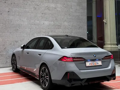 2025 بي ام دبليو الفئة الخامسة 520 أي