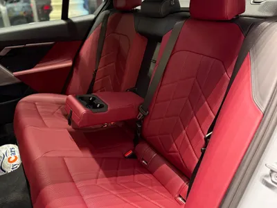 2025 بي ام دبليو الفئة الخامسة 520 أي