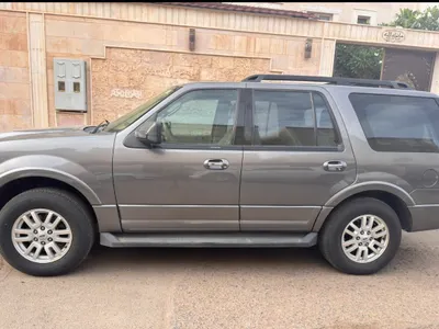 2014 فورد اكسبيديشن اكس ال تي