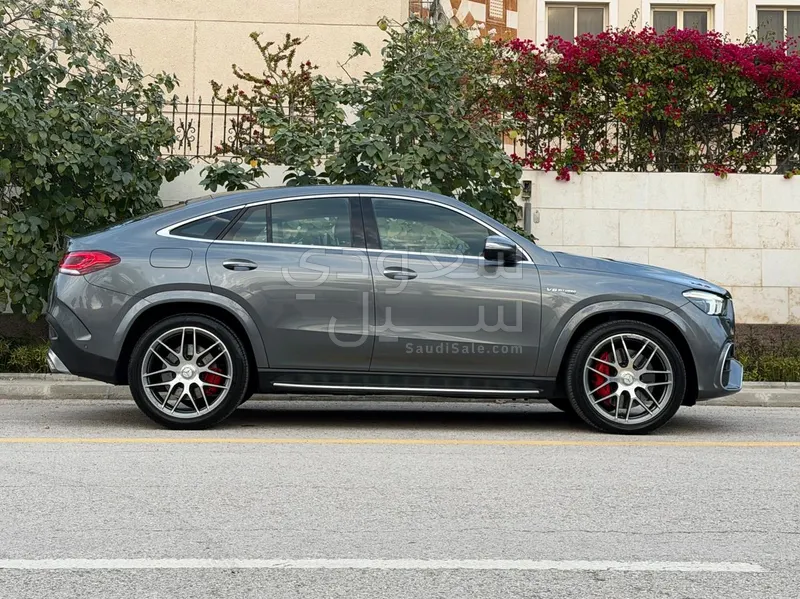 2021 مرسيدس - بنز جي إل إي 63 أي إم جي