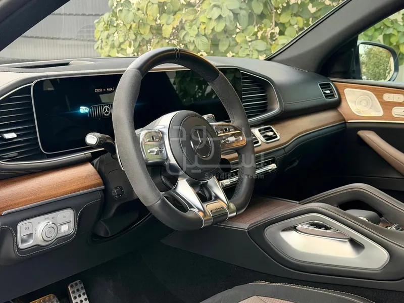 2021 مرسيدس - بنز جي إل إي 63 أي إم جي