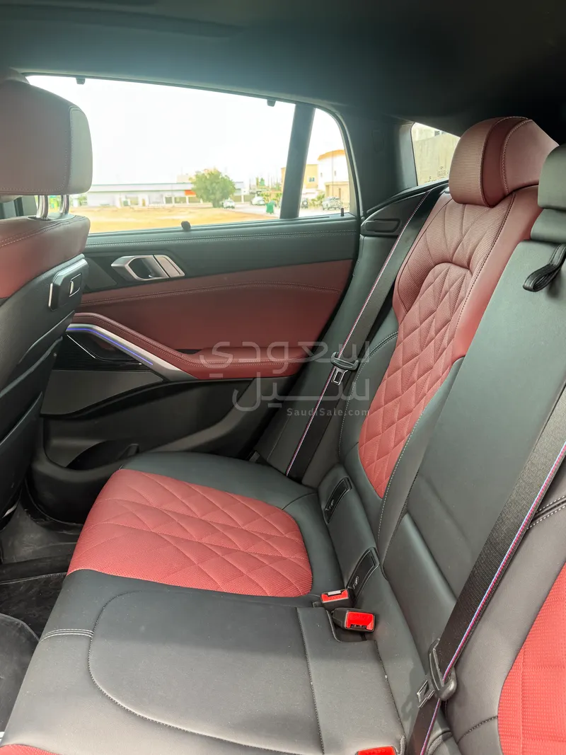 2024 بي ام دبليو الفئة اكس 6 40أي