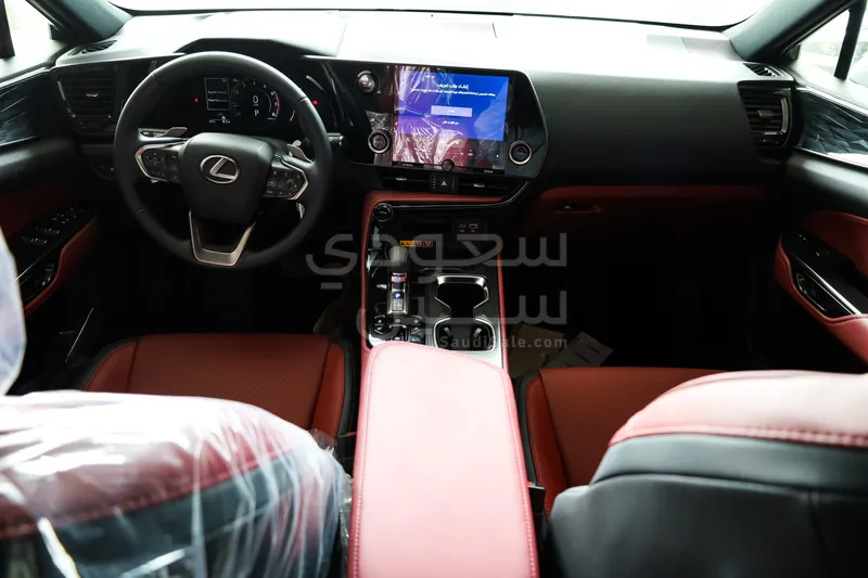 2026 لكزس إن إكس 350