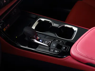 2026 لكزس إن إكس 350