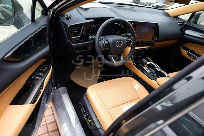 2026 لكزس إن إكس 350