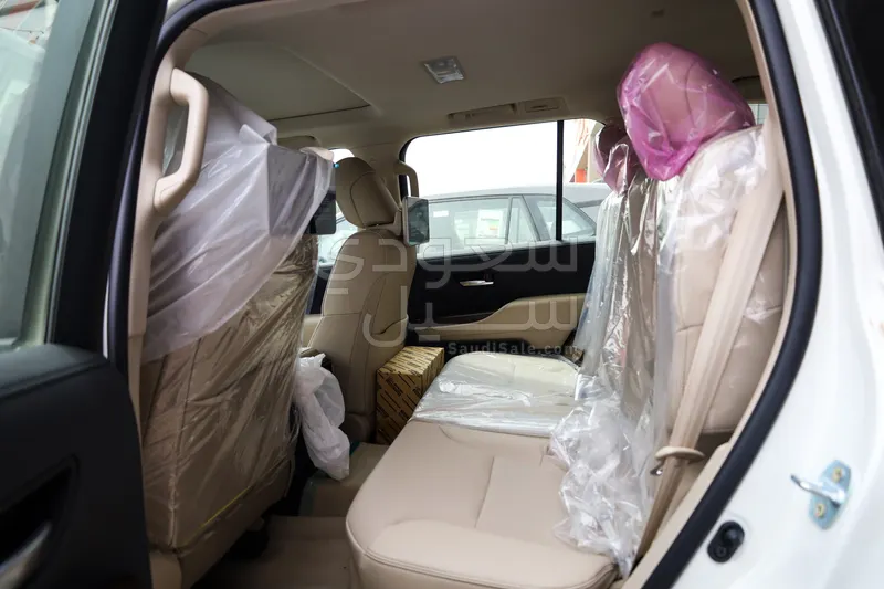 2026 تويوتا لاند كروزر جي اكس ار