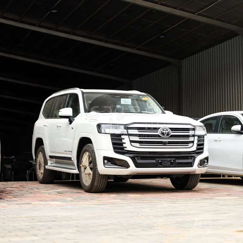 2026 تويوتا لاند كروزر جي اكس ار