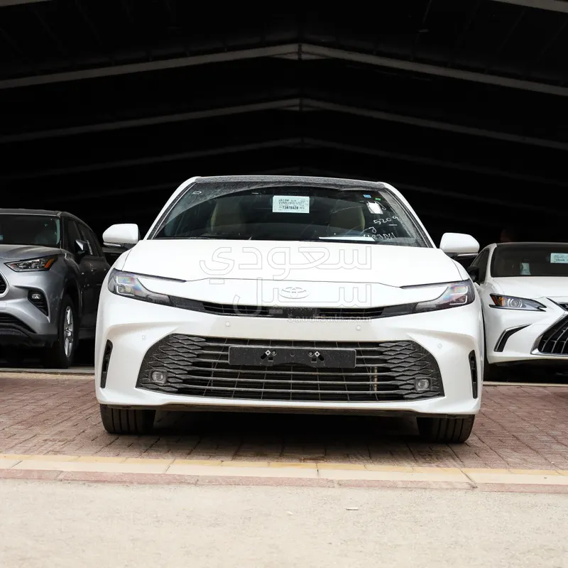 2026 تويوتا كامري ال اي