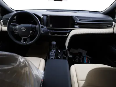 2026 تويوتا كامري ال اي