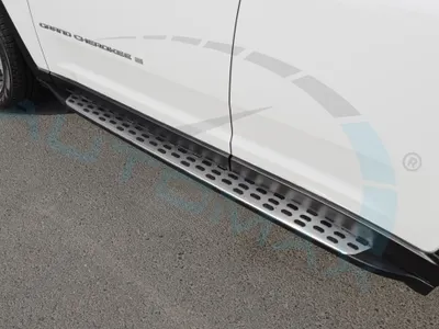 2025 جييب جراند شيروكي ليمتد بلس