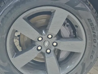 2023 لاند روفر ديفيندر 110