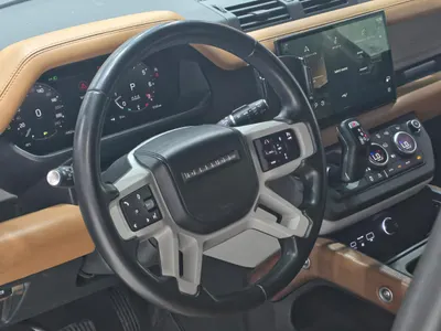 2023 لاند روفر ديفيندر 110