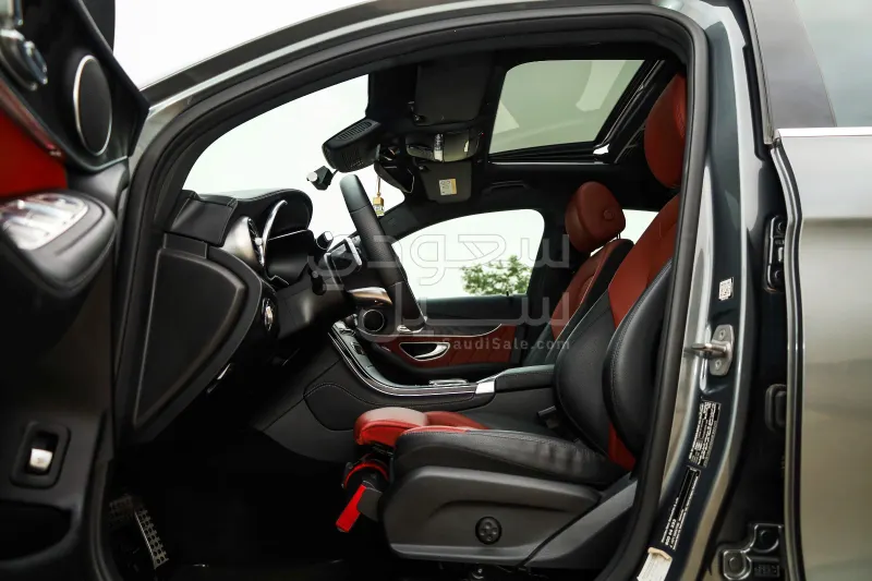 2021 مرسيدس - بنز جي إل سي 200 كوب