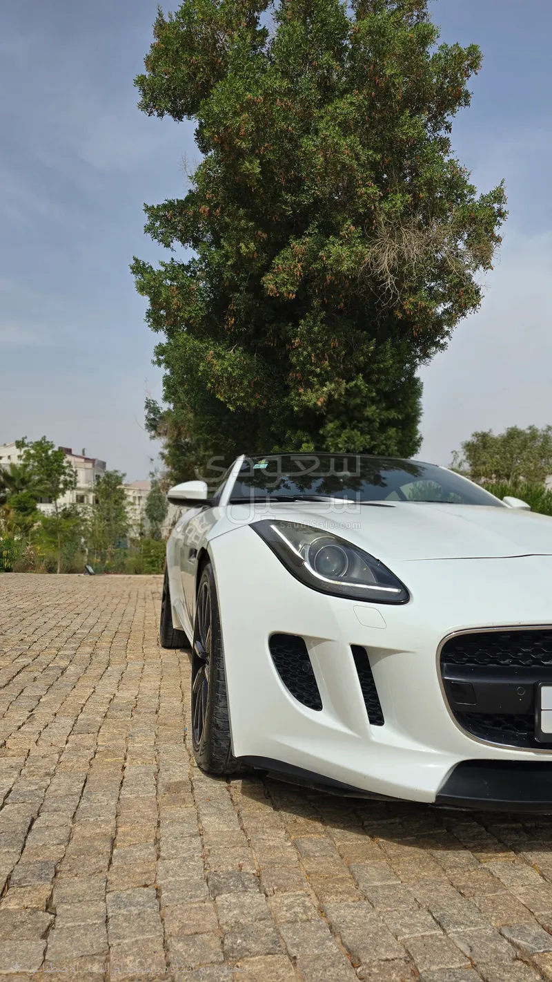 2016 جاكوار اف-تايب