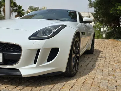 2016 جاكوار اف-تايب