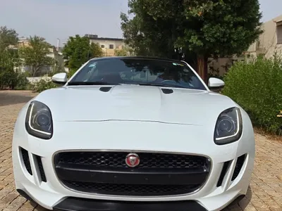 2016 جاكوار اف-تايب