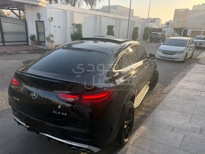 2024 مرسيدس - بنز جي إل إي 53 أي إم جي