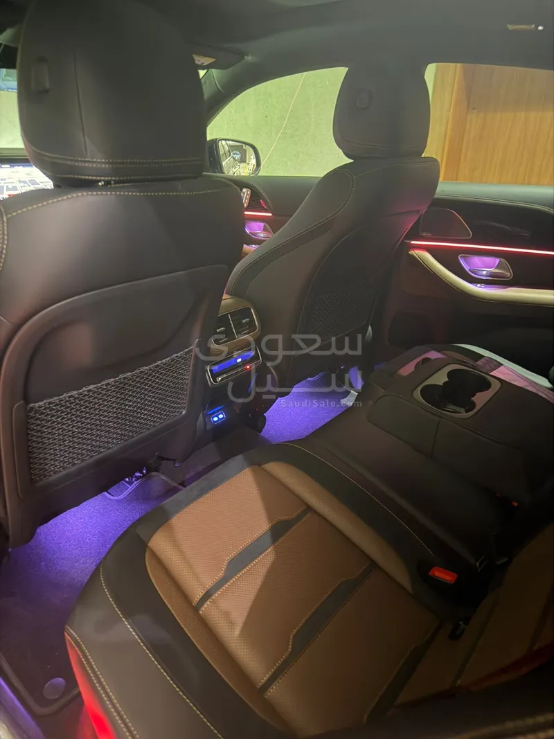 2024 مرسيدس - بنز جي إل إي 53 أي إم جي