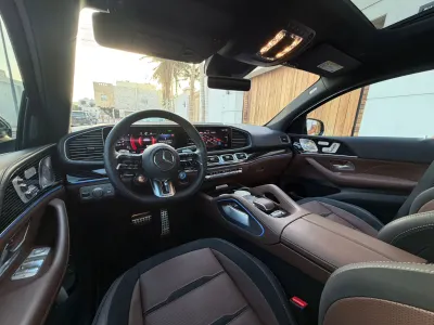 2024 مرسيدس - بنز جي إل إي 53 أي إم جي