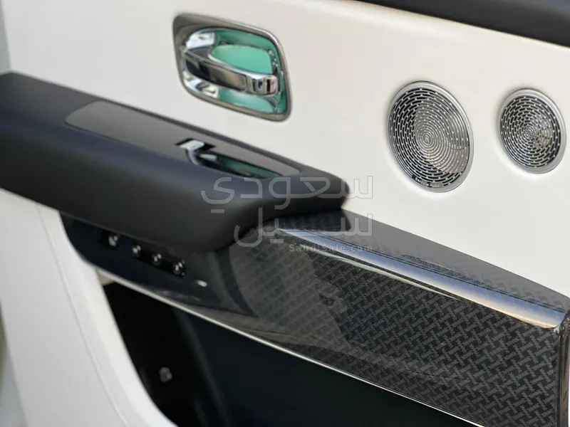 2026 رولز رويس كولينان بلاك بادج