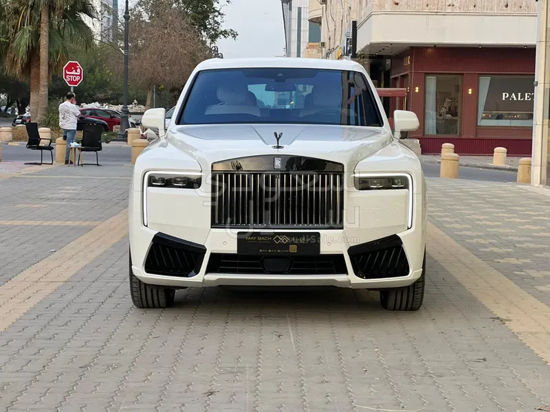 2026 رولز رويس كولينان بلاك بادج