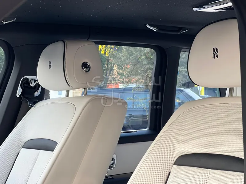 2026 رولز رويس كولينان بلاك بادج