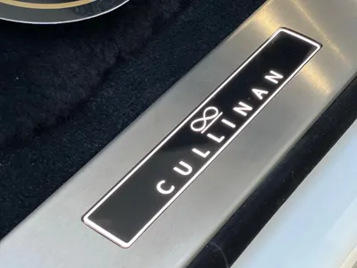 2026 رولز رويس كولينان بلاك بادج