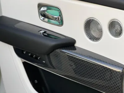 2026 رولز رويس كولينان بلاك بادج