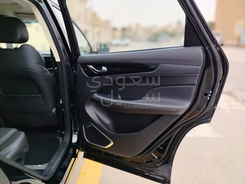 2022 جيتور اكس 70