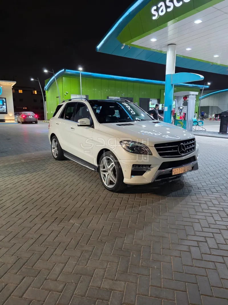 2014 مرسيدس - بنز إم إل 500 أي إم جي