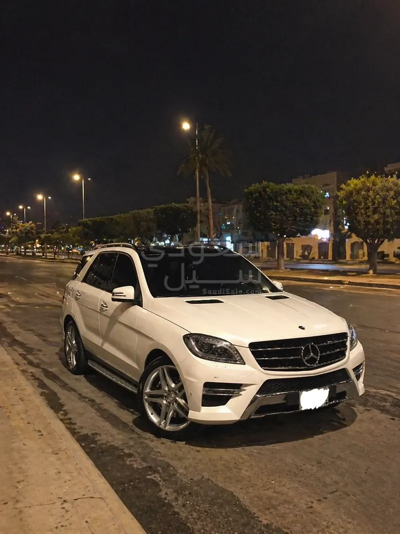 2014 مرسيدس - بنز إم إل 500 أي إم جي