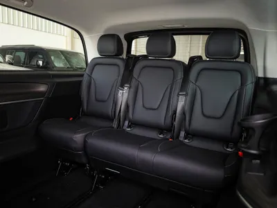 2025 مرسيدس - بنز في 300