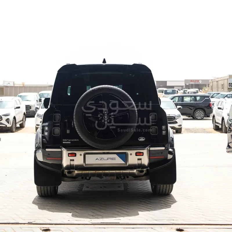 2024 لاند روفر ديفيندر اكس