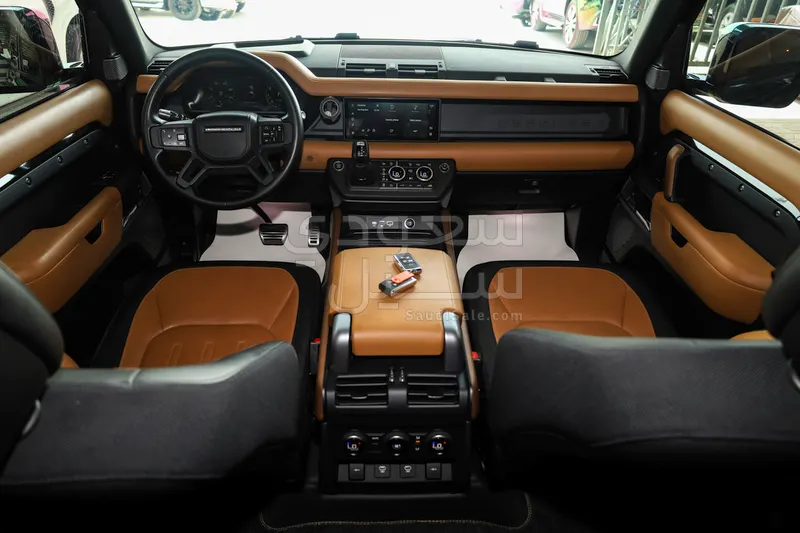 2024 لاند روفر ديفيندر اكس