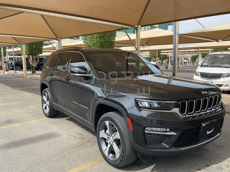 2023 جييب جراند شيروكي ليمتد بلس