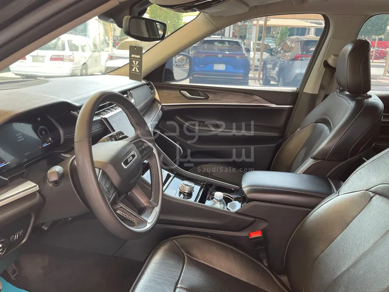 2023 جييب جراند شيروكي ليمتد بلس