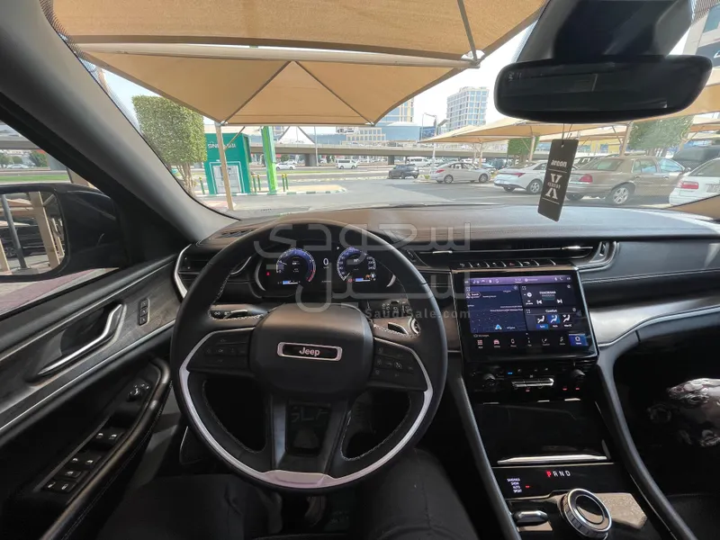 2023 جييب جراند شيروكي ليمتد بلس