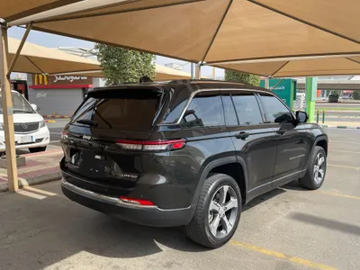 2023 جييب جراند شيروكي ليمتد بلس