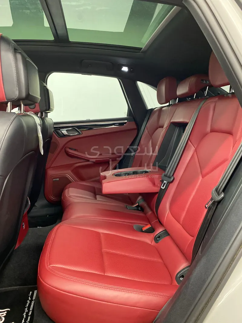 2024 بورش ماكان اس